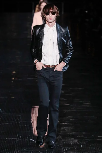 Look 20